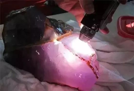 紫翡翠昭仪之星,昭仪之星翡翠是帝王紫吗