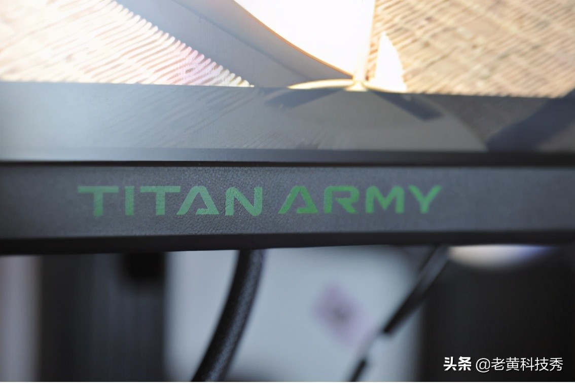 240Hz电竞显示器,240hz27寸显示器1000左右