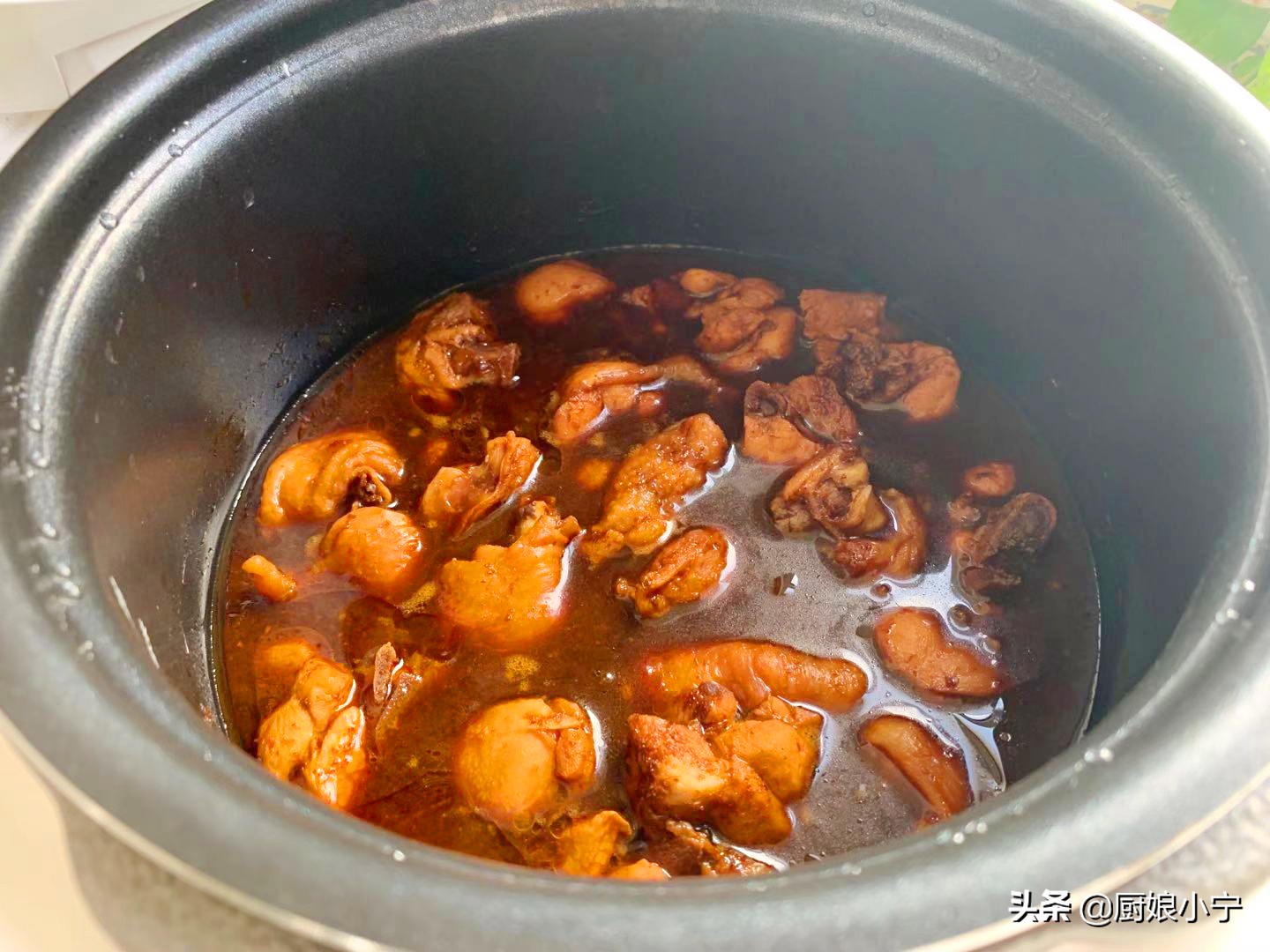 冷冻鸡肉怎样做才能嫩滑爽口,冰冻鸡肉焯水后怎么炒好吃