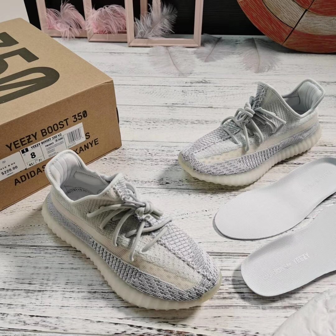 目前最新款好看的椰子350,椰子350火爆15年