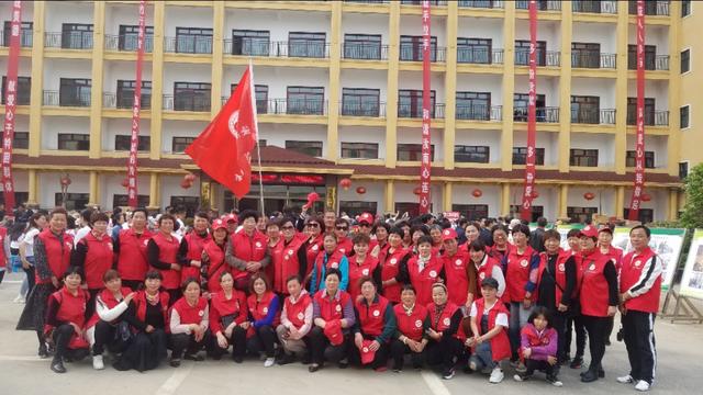 汝星火志愿者助力2019汇品万货“养老助残”大型公益捐赠活动