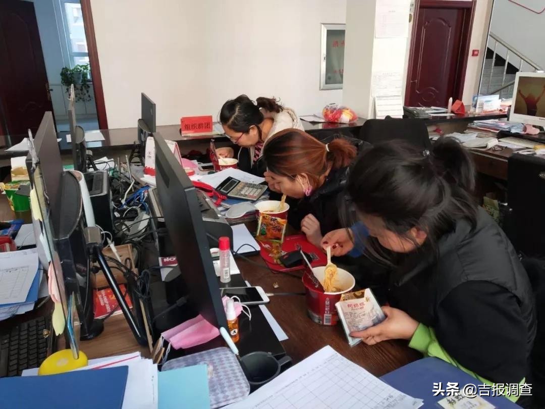 致敬社区工作者朗诵,小学生致敬社区工作者