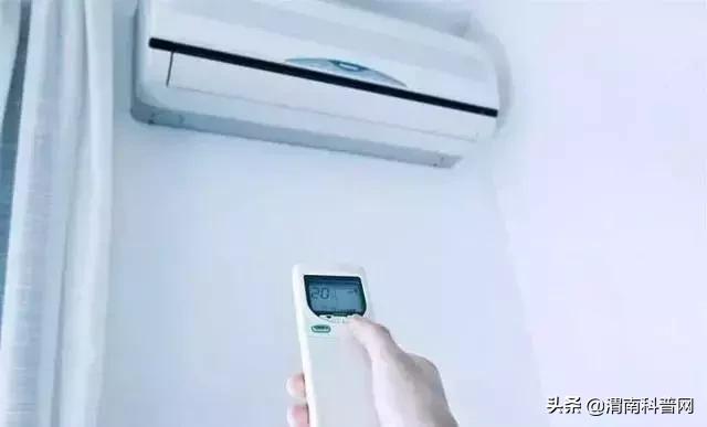 空调房里感觉有臭味怎么回事,空调有股味道对身体有影响吗