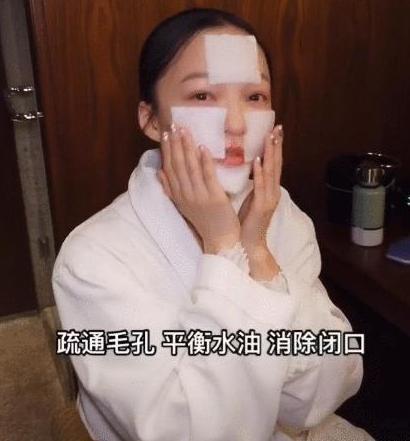 女生闭口痘痘怎么处理好得快,女生脸上有闭口痘痘怎么解决