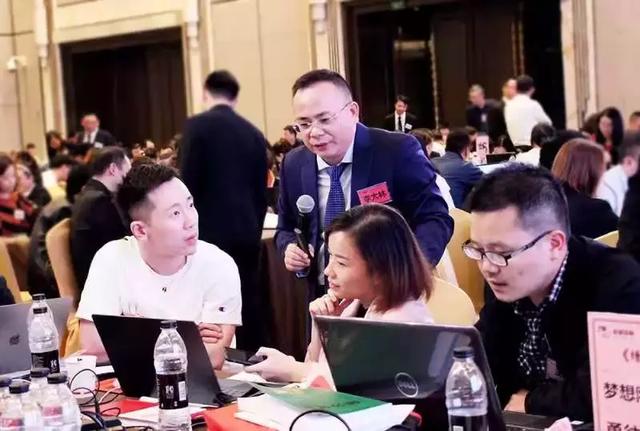 做前台文员难不难,前台文员工资标准