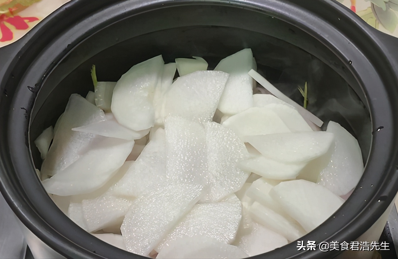 过年要吃鱼教你懒人做法用料简单,天冷就要多吃鱼