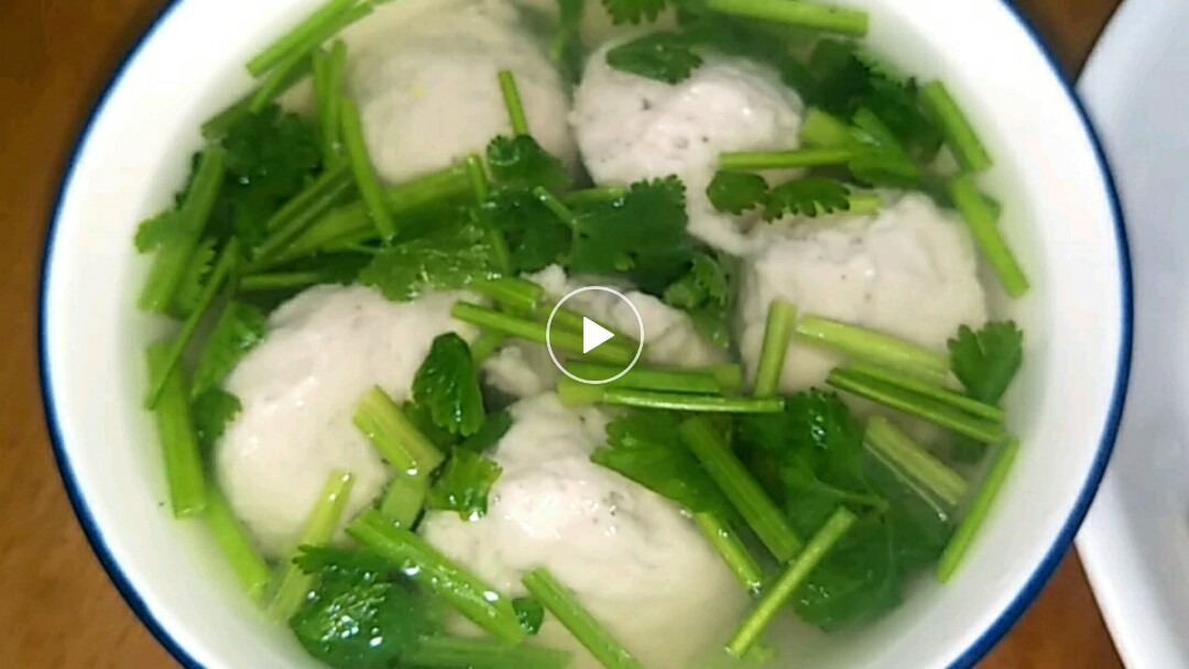 冷冻鱼皮做鱼肉丸子,带刺鱼肉生汆丸子的做法