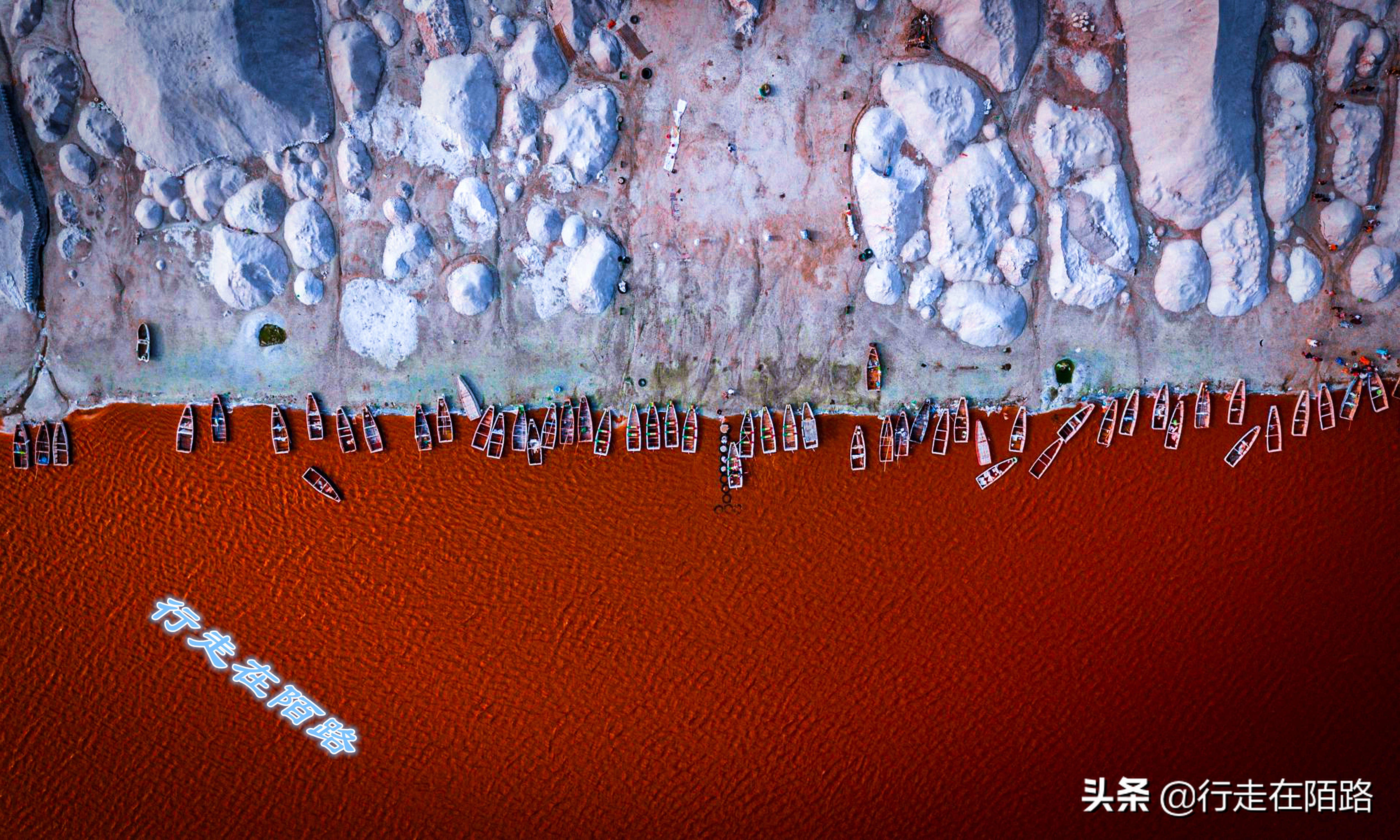 非洲死海：湖深一米采盐直接捞，每升湖水含盐380克