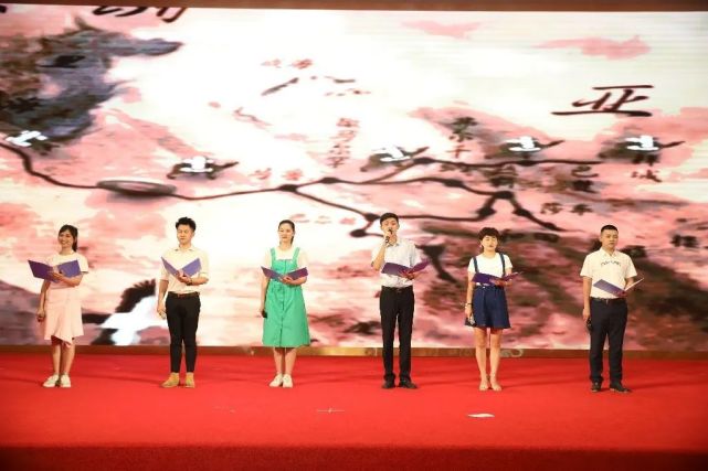 遂宁青年直播电商协会,遂宁首届青年电商直播大赛杨悦