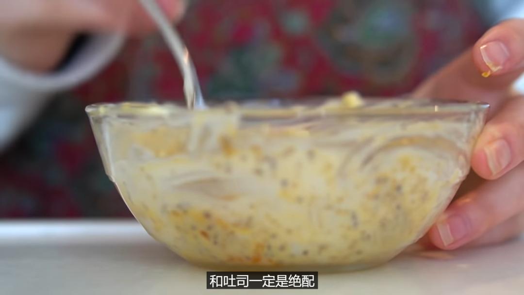 日本美女减肥食谱视频,黄油鸡蛋吐司减脂版