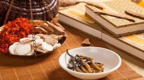 冬虫夏草神药走下神坛,冬虫夏草是神药