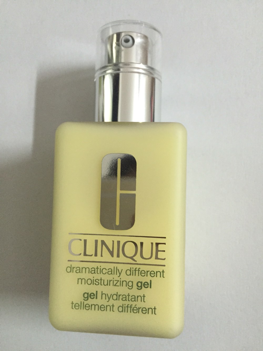 所有的水乳都有保湿的功效吗,什么乳液比较温和补水