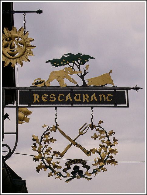 35个店招设计，哪一个符合你的设想？（多图预警！）