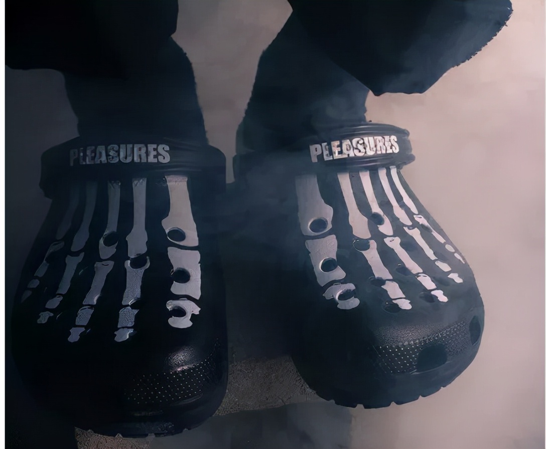 巨亏11亿鞋牌的重生之路：亚马逊月售4.5万双，独立站流量905万