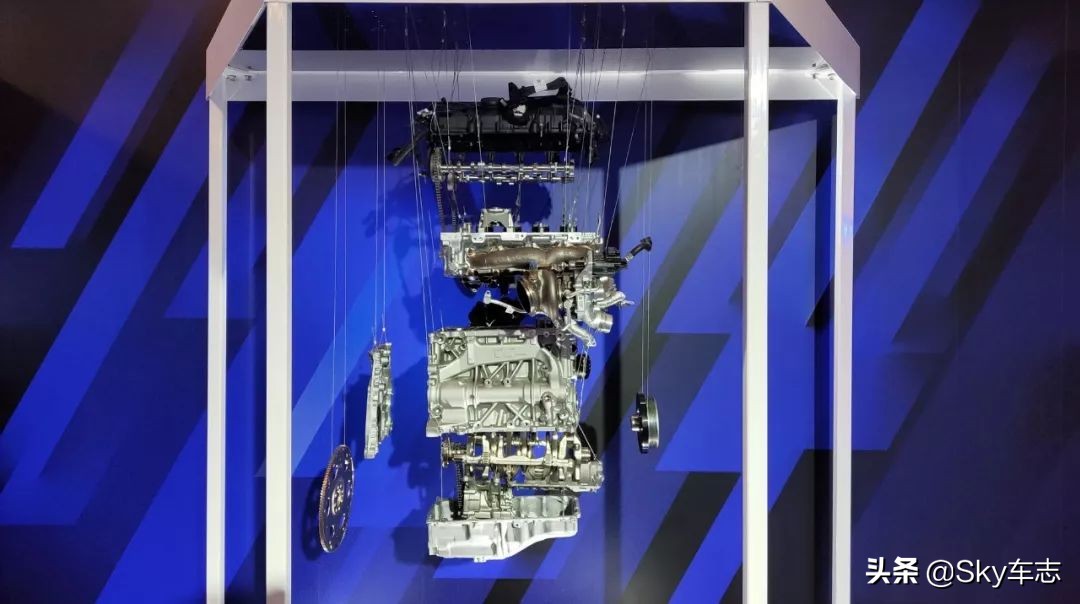 宝马新3系赛道体验+长途试驾之后，建议你千万不要轻易入手