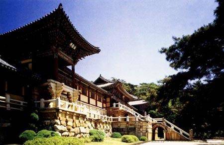 10万平方公里，1.64万亿美元GDP，被财阀控制的韩国真的是小国吗