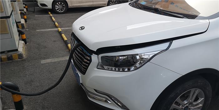 漏油/续航不给力华泰新能源xEV260车主调查