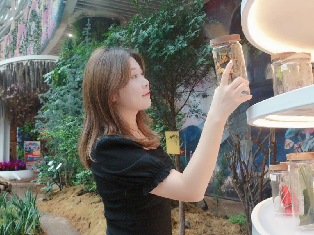 23位美妆达人溯源花之城 邂逅婕珞芙百年品牌魅力