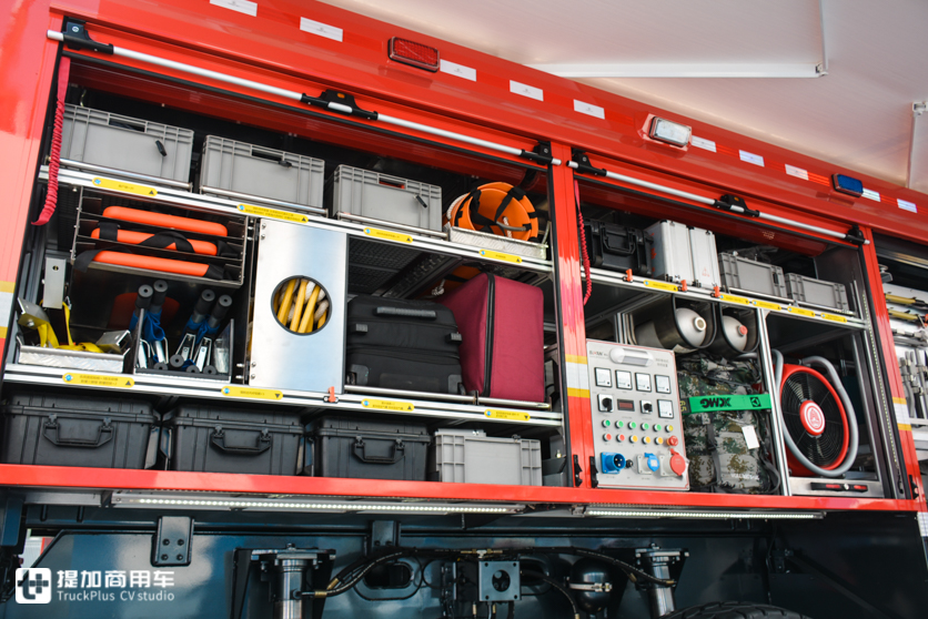 货箱3.7米的卡车,最干净货箱卡车驾驶室