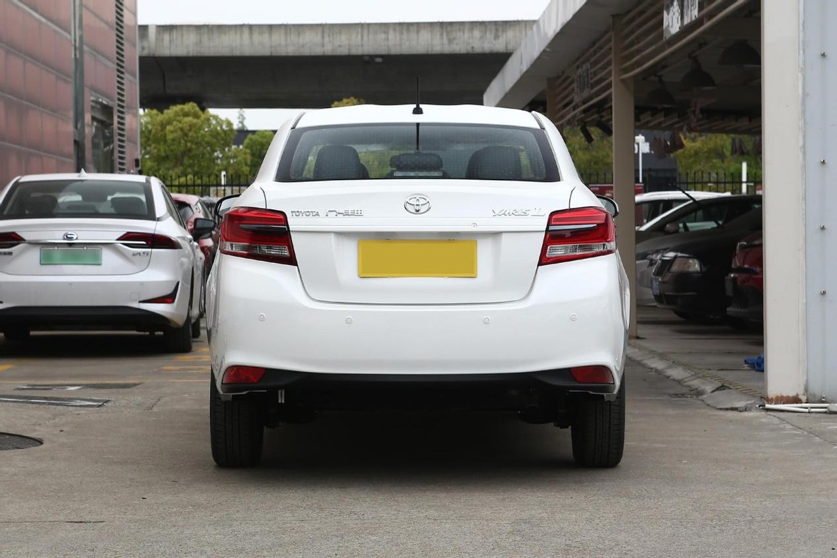 15万到20万左右丰田轿车全部车型,丰田十万出头哪款车性价比高