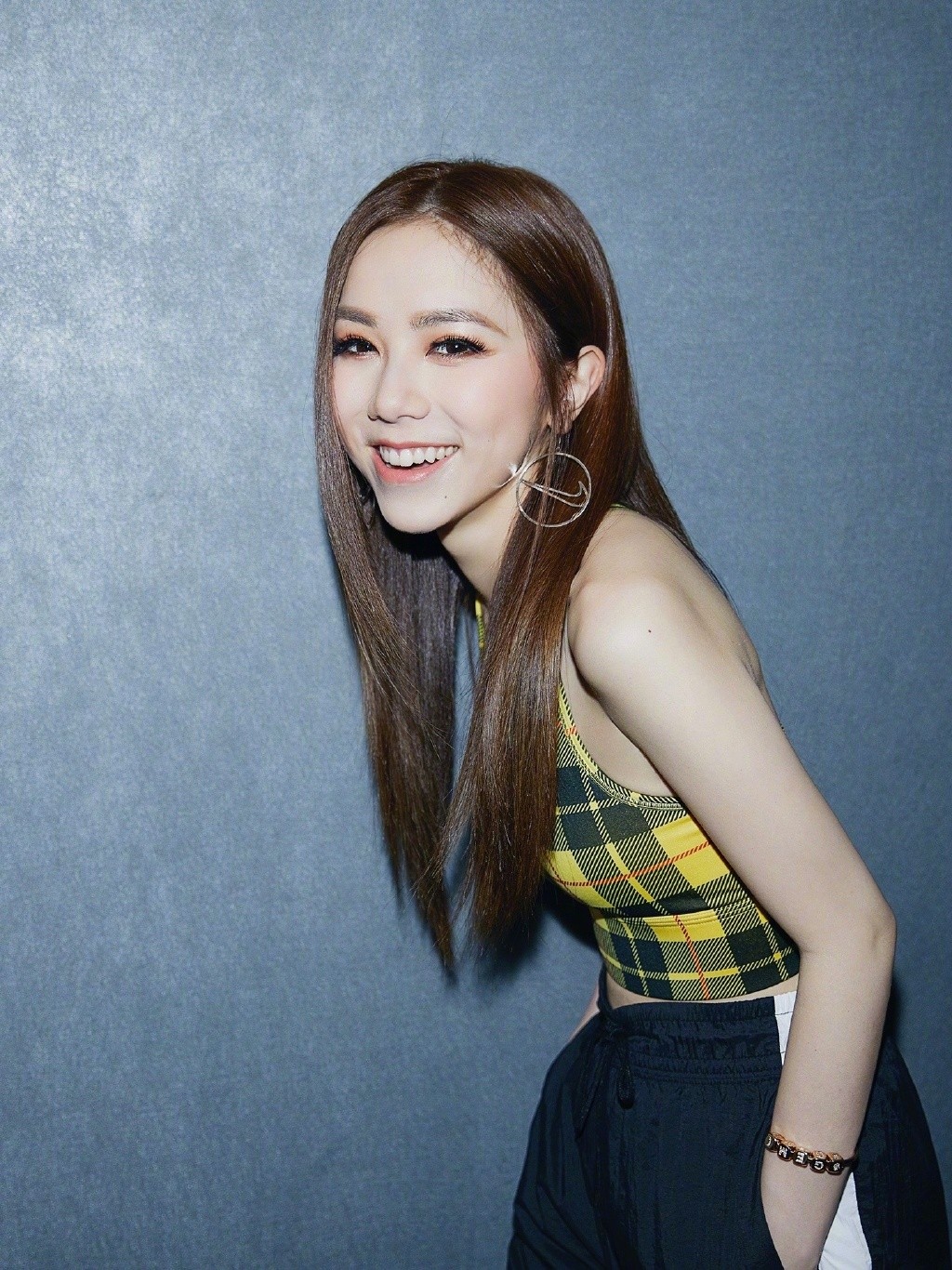 邓紫棋穿搭鞋,邓紫棋穿搭短靴