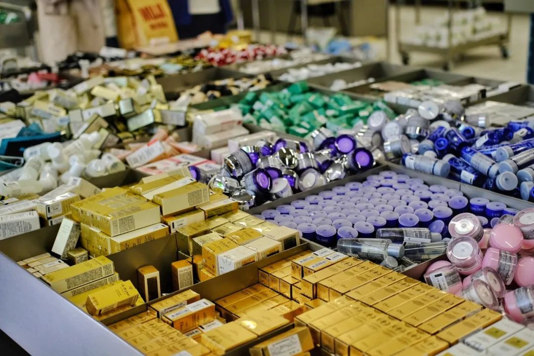 美妆集合店爆火harmay都赢在哪里,harmay三里屯美妆店