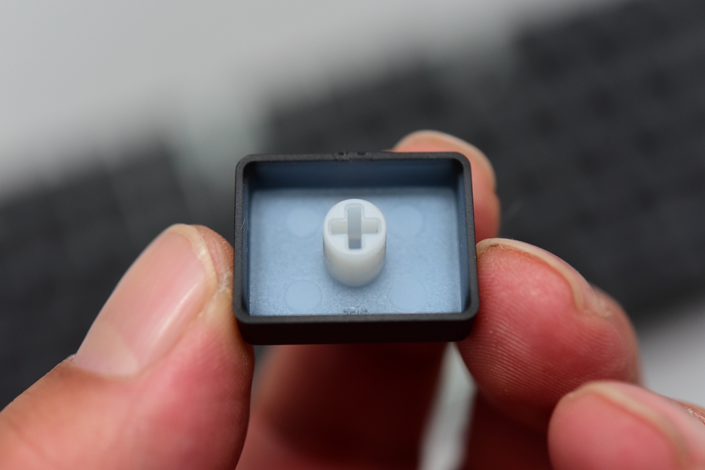 酷冷键盘sk630换键帽,酷冷至尊SK630机械键盘灯光演示