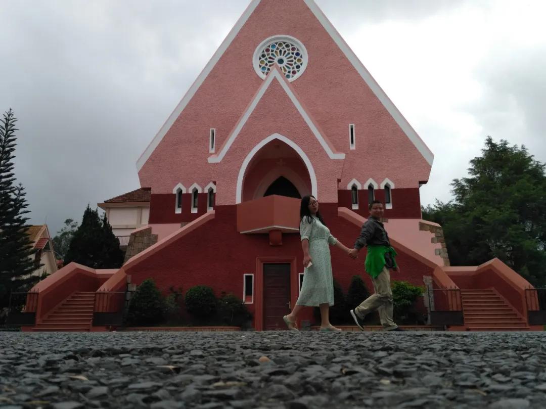 承认了！这对在朋友圈里成天秀恩爱的夫妇，吵架比谁都狠