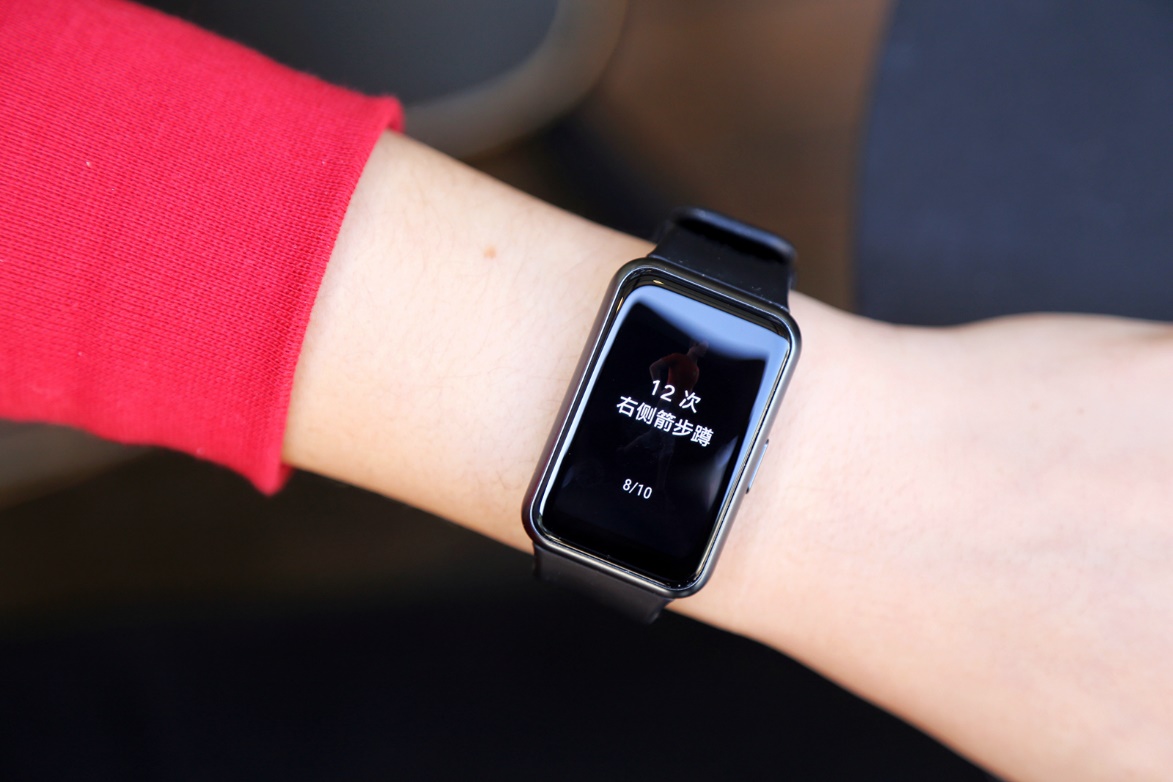 华为watchfit与华为手环6的区别,华为手表watchfit和new的区别