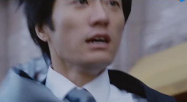 女子被不明怪物侵袭,被不明生物侵入身体