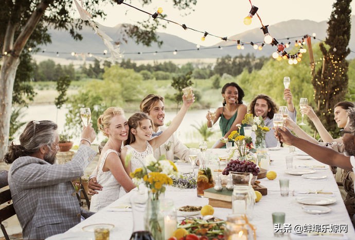 纸质请帖和电子请帖,纸质请帖有必要吗