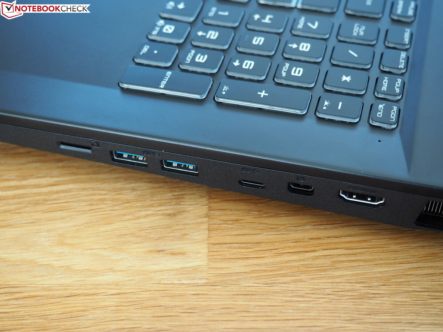 微星gt72测评,电竞本微星ge76评测