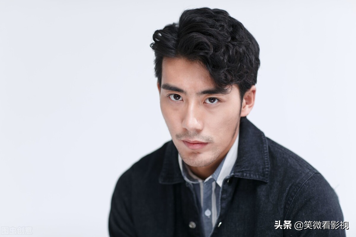 男士菱形脸适合什么发型,男士白头发适合什么发型