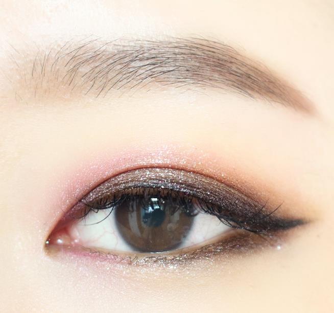 复古全包狐狸眼妆,美式复古猫系妆