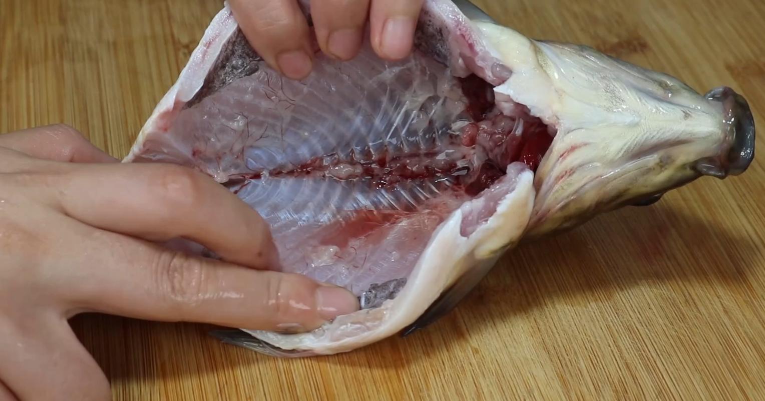 鱼的四个部位毒素最强,鱼身上4个部位千万别吃