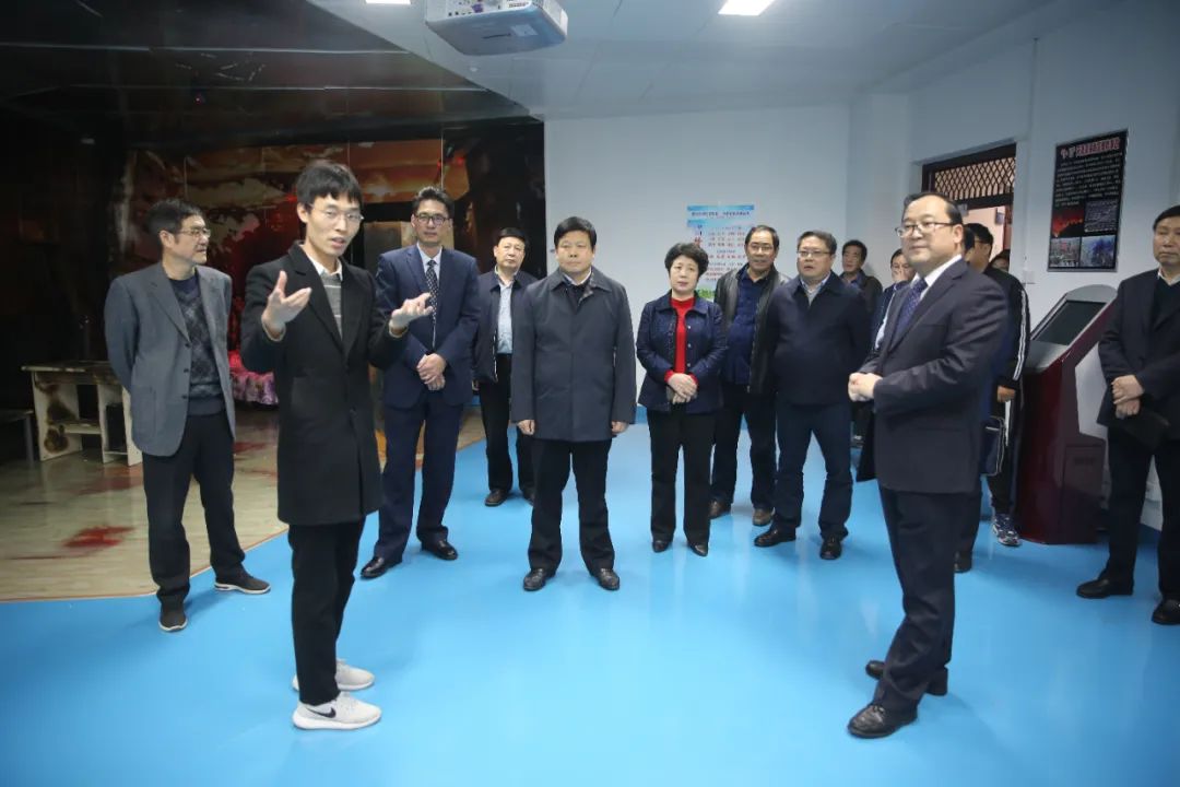 湖北房县陈新武,十堰竹山副县长陈新武