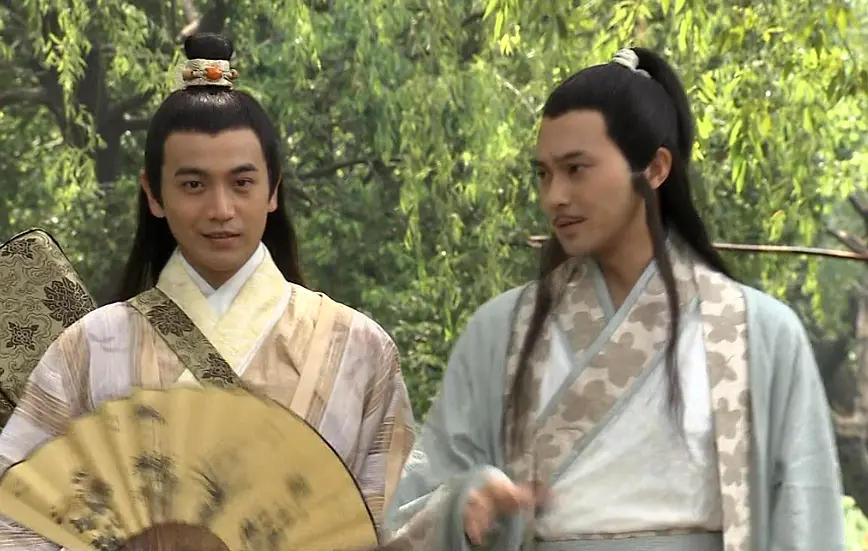 成龙没捧红过一个人,成龙老了为什么还那么拼