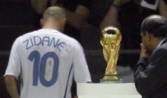 足坛十大领袖,足坛十大中场指挥官