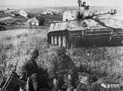 虎式坦克两大硬伤:除了机械故障多,还太贵造不起