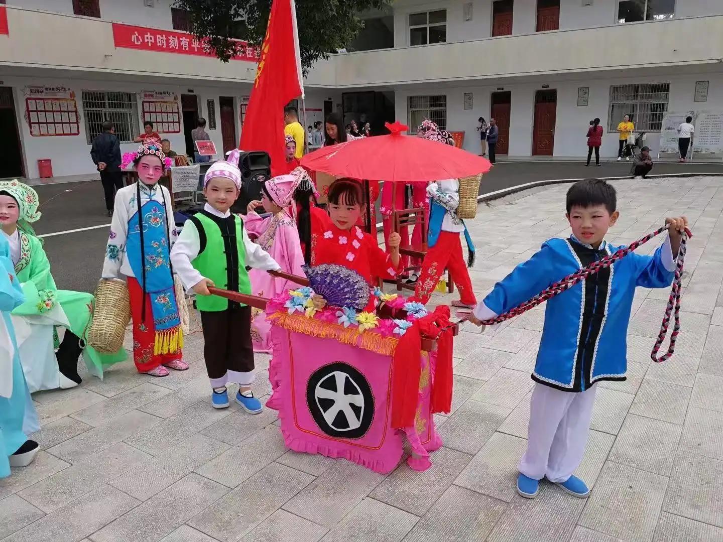 小戏骨白娘子全部唱段连唱,小大师