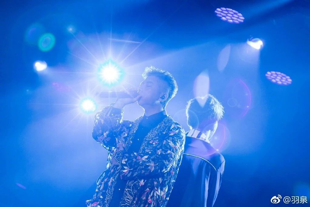 羽泉解散后胡海泉怎么样了,胡海泉会解散羽泉吗