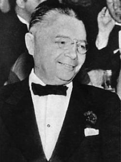 身家上亿的她，做了一辈子“公主梦”，最后人财两空