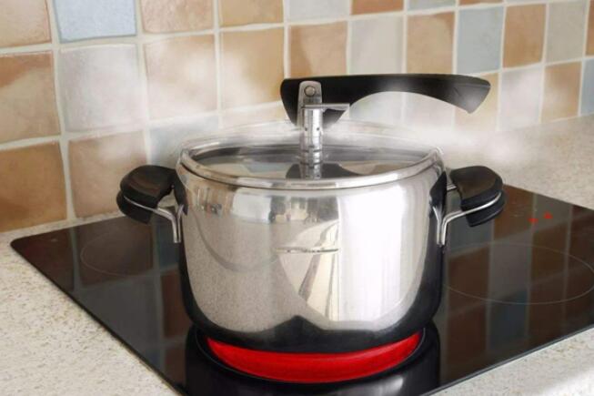 油烟机灶台上门清洗,油烟机清洗上门深度清洁