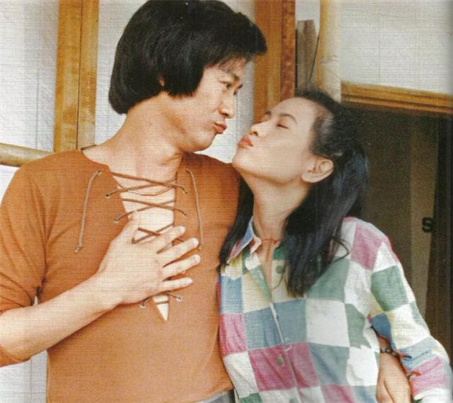 25年前的港剧道出当下现状,港剧丁蟹效应