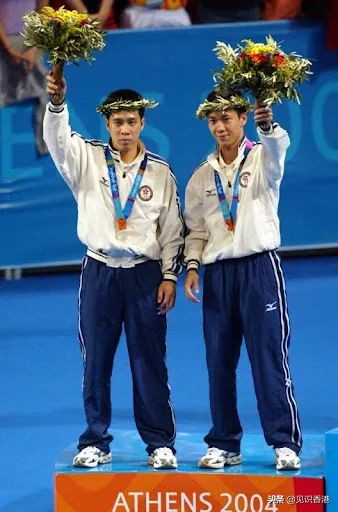 香港健儿奥运夺金牌唱国歌视频,香港奥运冠军夺冠国歌视频