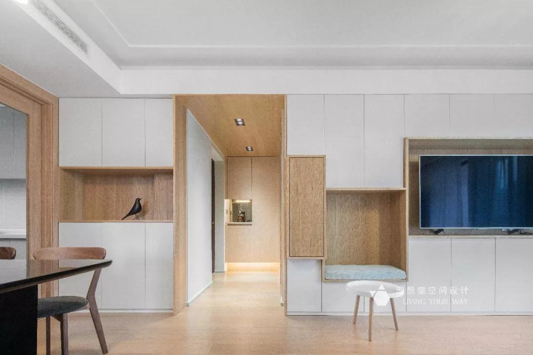 一个好的室内设计，要卡尺般的精准的尺度，也要梨花般清新的颜值