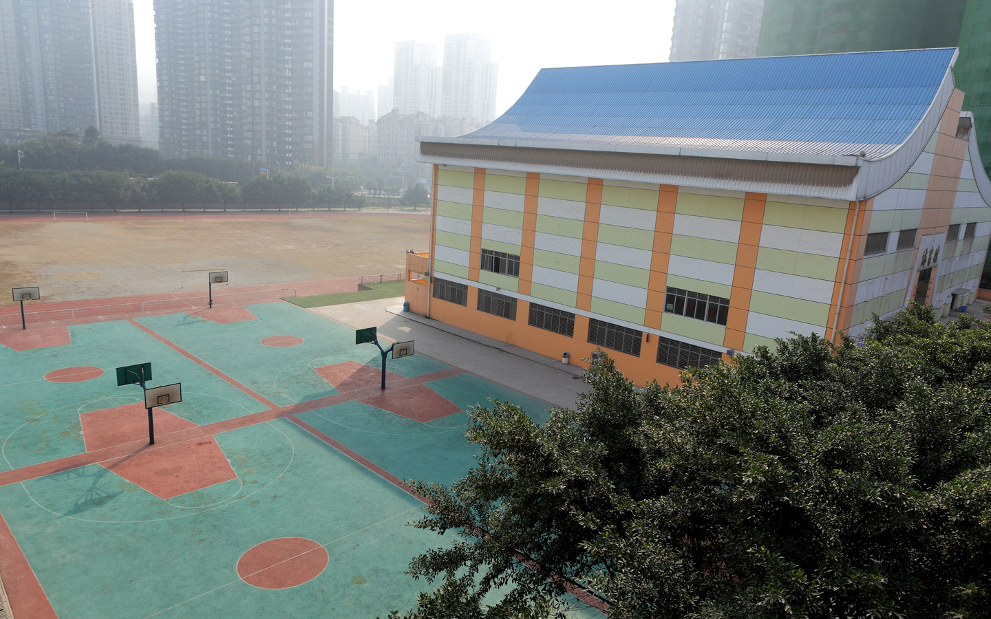 重庆哪所学校环境最好,重庆最美学校