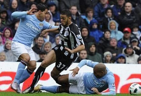 荷兰首发阵容德容,荷兰足球新天才德容资料