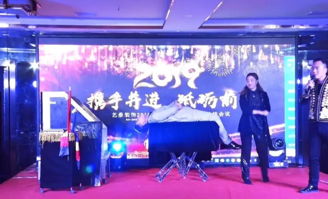 最牛装饰公司展厅布置,最牛网红装饰公司