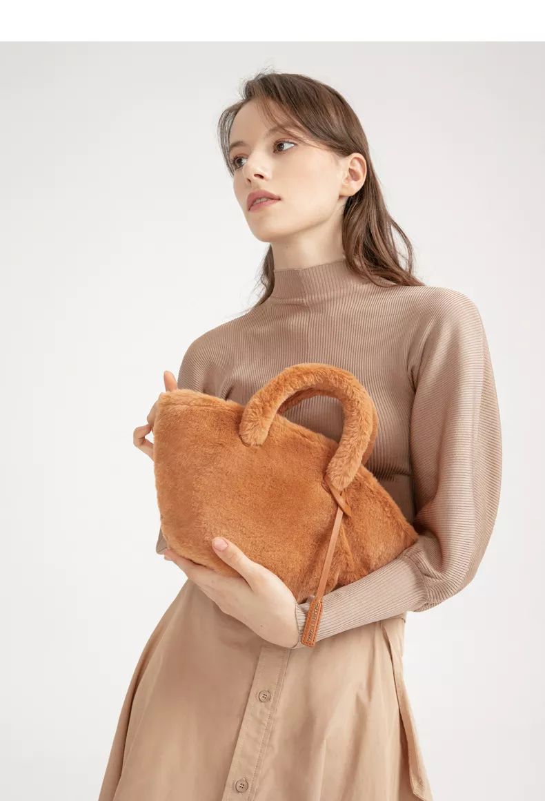 今年流行什么样的包秋冬,春季新款潮流百搭经典包